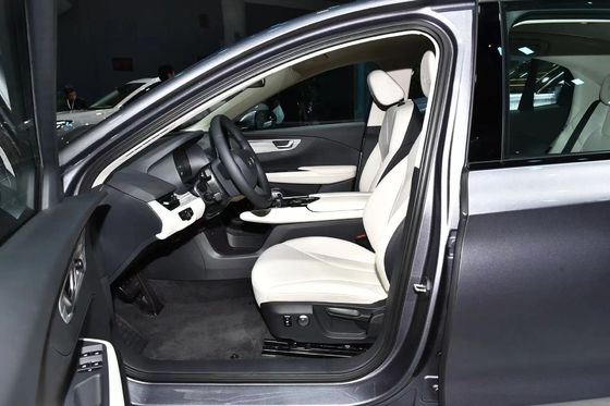 البنزين أو الوقود الكهربائي 2024 Hongqi Eqm5 السيارة الأسود لون تهوية مقعد فعال