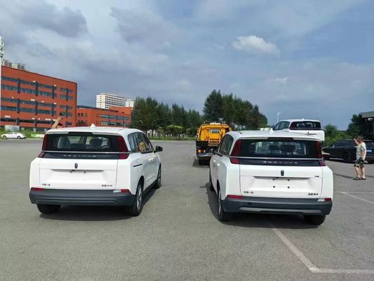 2023 سيارة FAW بنتيم نات أبيض مركبة متعددة الأغراض وقود البنزين أو كهربائي